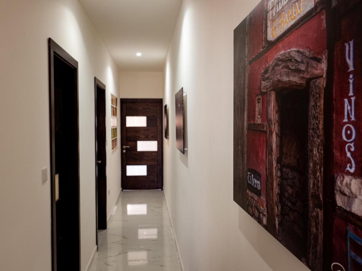 דירות Saint Julian's 6Th Floor Spinola Seaview In St Julians מראה חיצוני תמונה